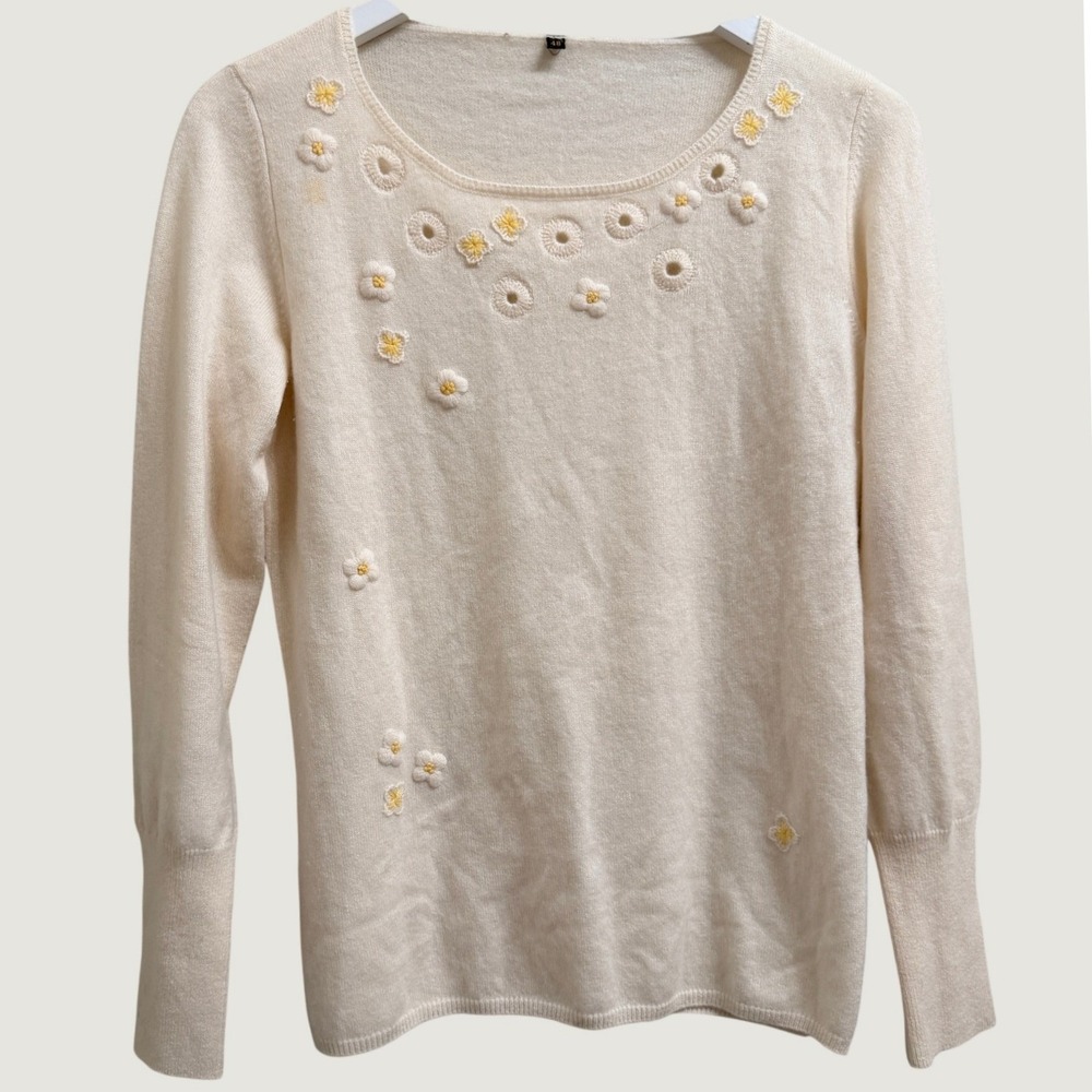 Loro Piana 100% Cashmere Sweater Cream Ivory Size 48 Italy Floral Embroidered